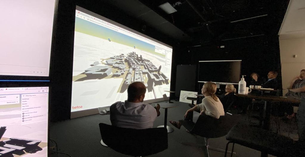 Työryhmä hyödynsi BIM Kampuksen CAVE ja bigroom -tiloja arviointityöskentelyssään.